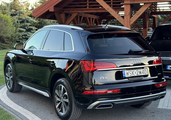 Audi Q5 cena 155000 przebieg: 94000, rok produkcji 2021 z Radziejów małe 562